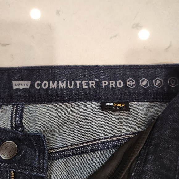 Levis Jeans Mens Size 30x34 Blue Commuter Pro Straight Stretch Reflective NWOT - Picture 8 of 16